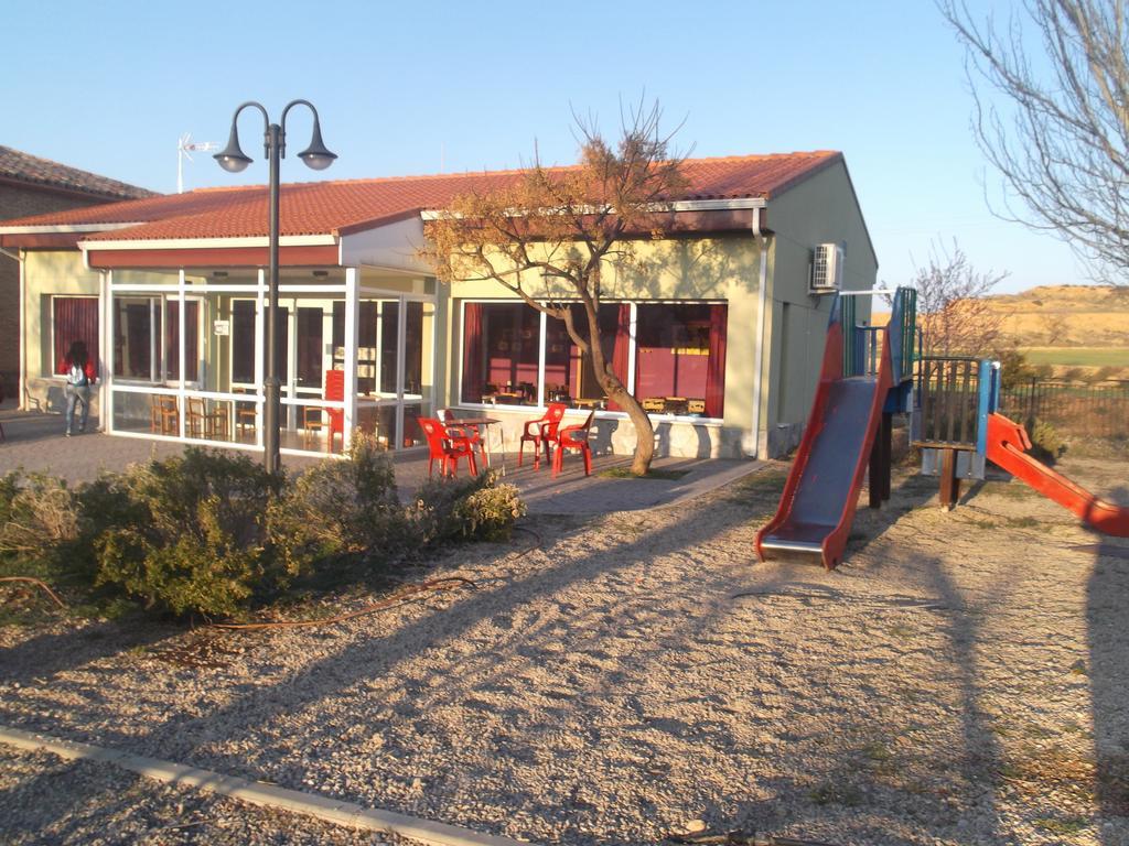Albergue Cetina Luaran gambar